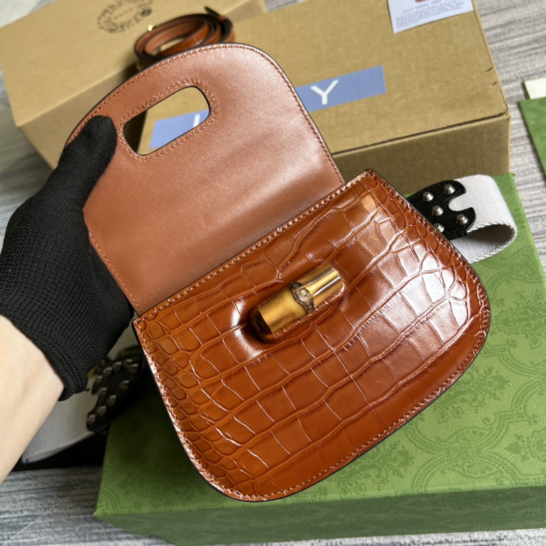 Gucci Satchel Bags